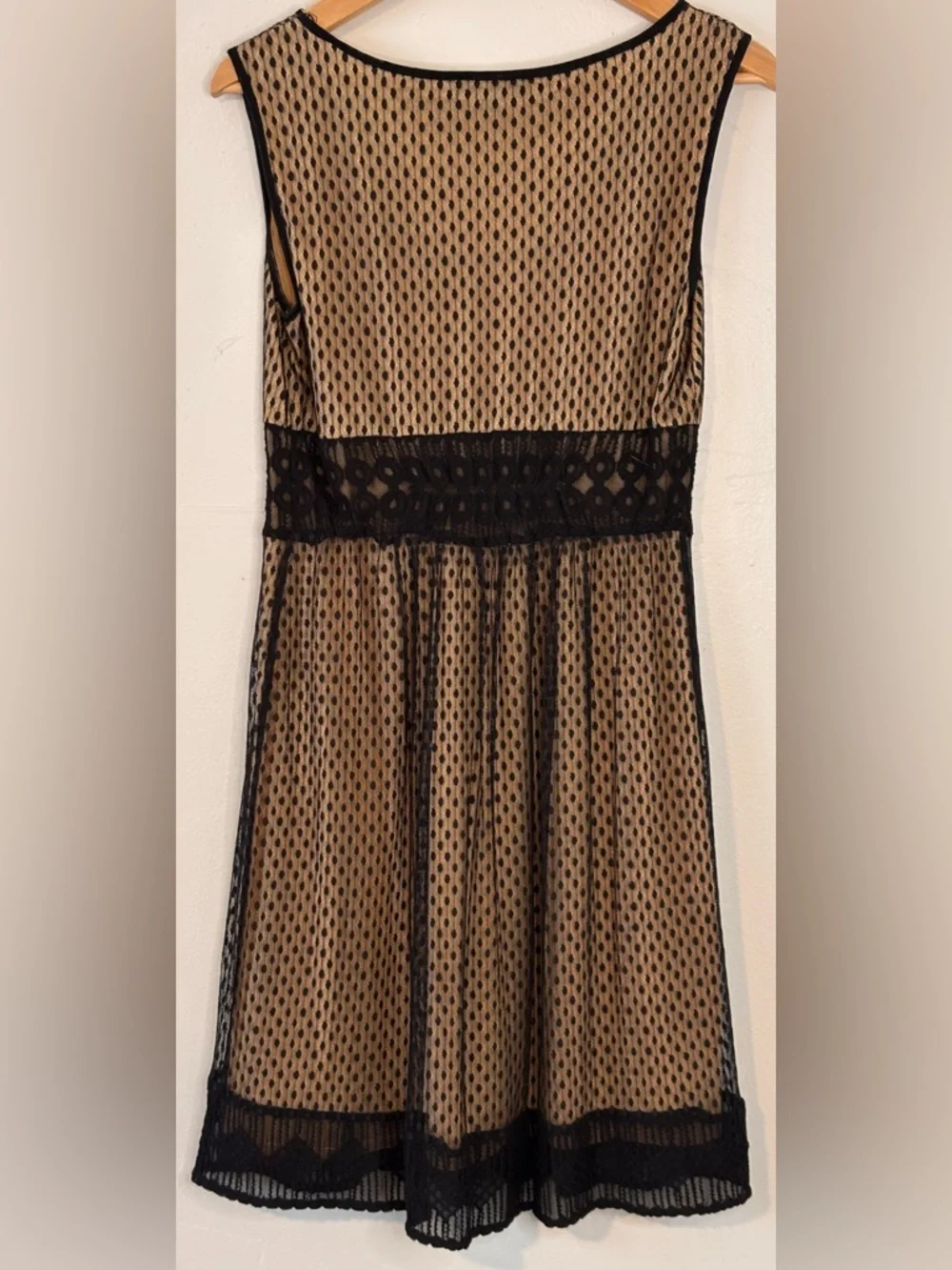 🌸 Max Edition Black Dress Lace Overlay Sleeveless Semi-Formal Women’s Small